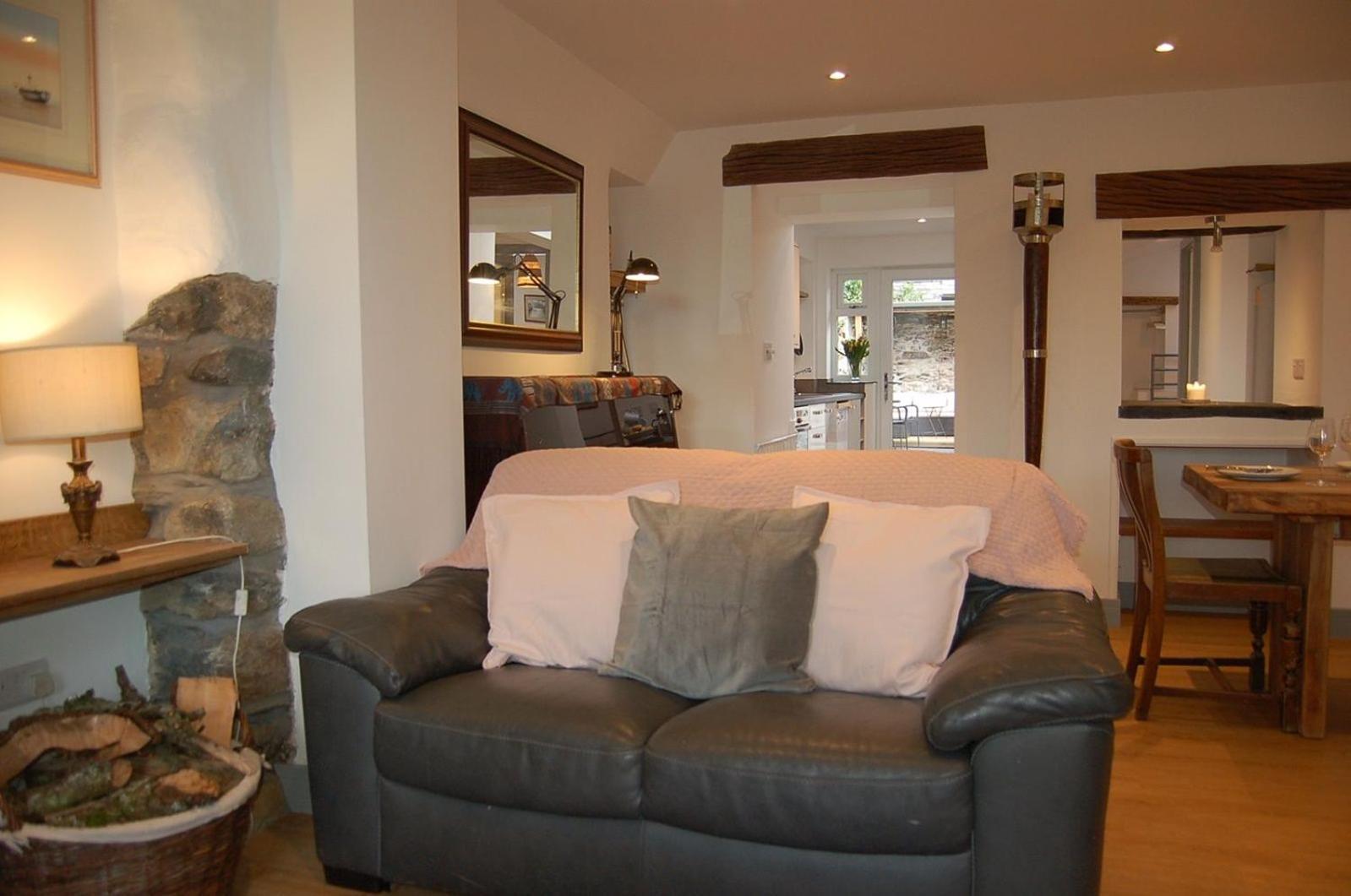 Ty Del - Beautiful Home In Tywyn Esterno foto