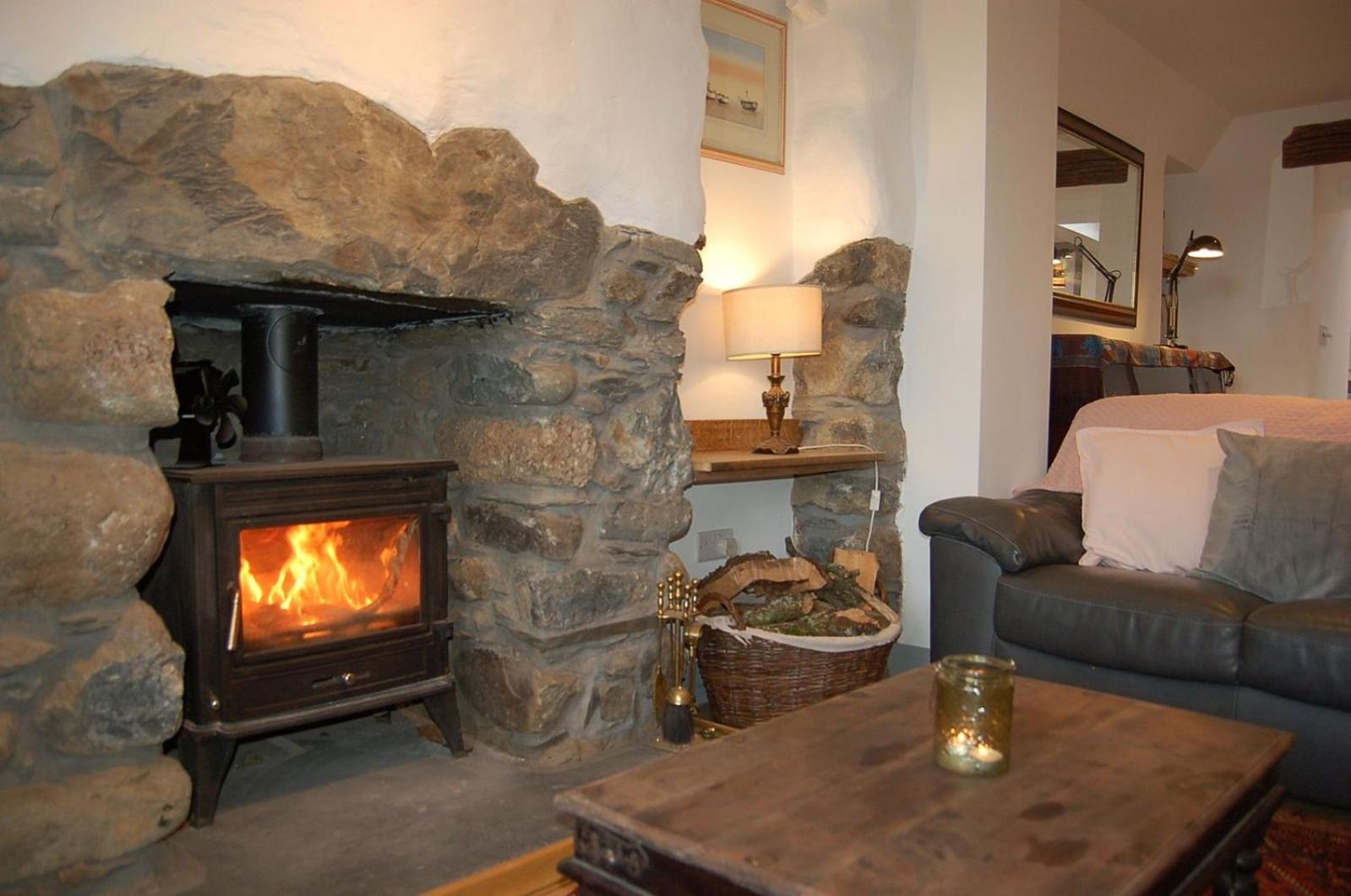 Ty Del - Beautiful Home In Tywyn Esterno foto