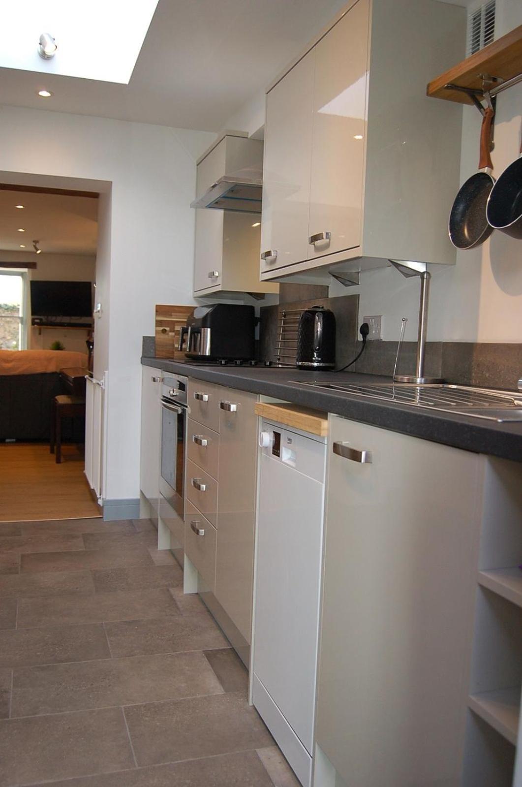 Ty Del - Beautiful Home In Tywyn Esterno foto