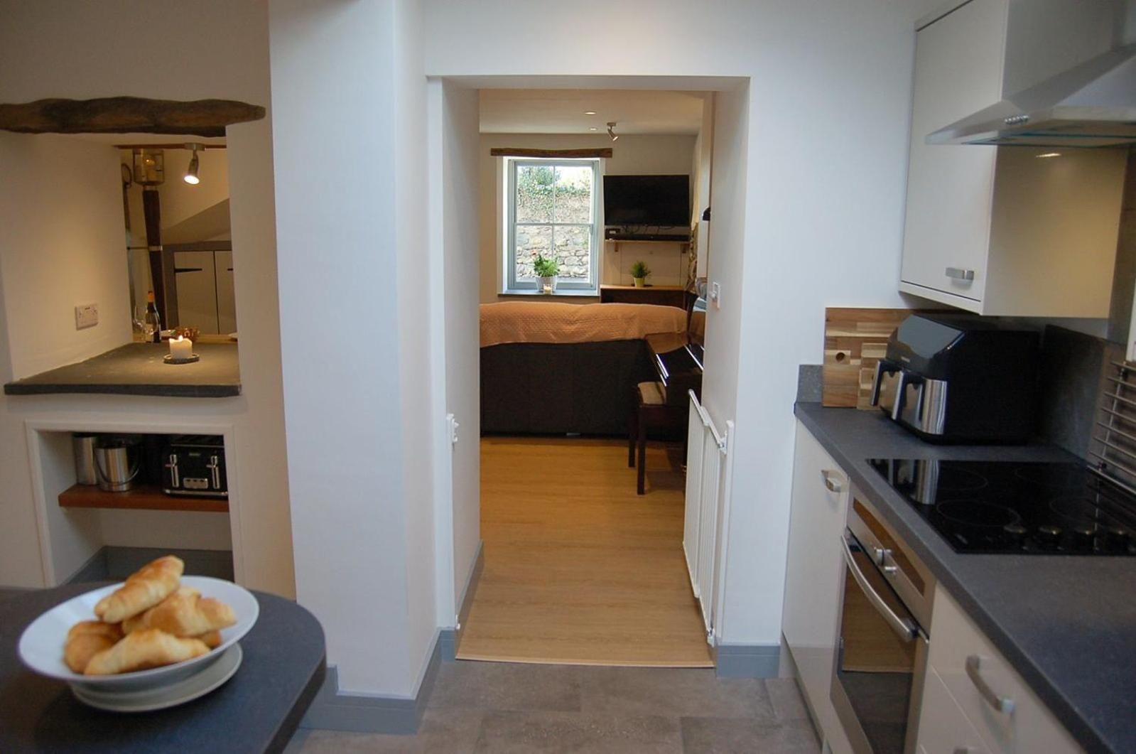 Ty Del - Beautiful Home In Tywyn Esterno foto